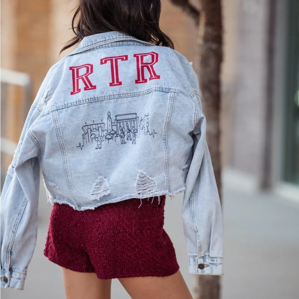 RTR COLLEGE DENIM JACKET Distressed SZ Small - Picture 4 of 9